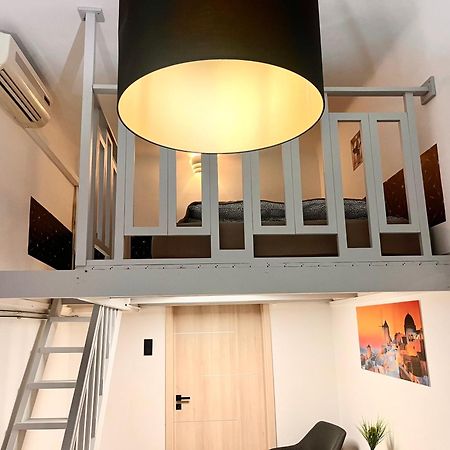 Ferienwohnung Ernesto 17 With Free Parking Possibility Budapest Exterior foto