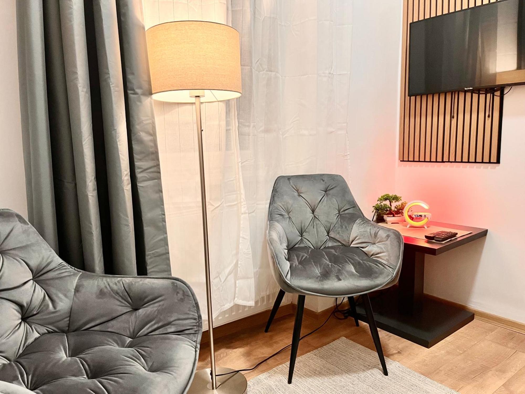 Ferienwohnung Ernesto 17 With Free Parking Possibility Budapest Exterior foto