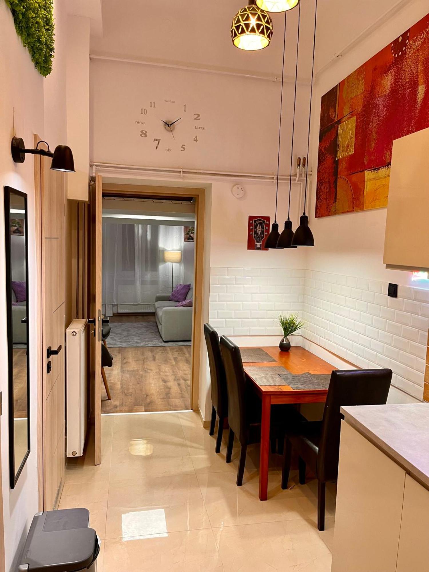 Ferienwohnung Ernesto 17 With Free Parking Possibility Budapest Exterior foto